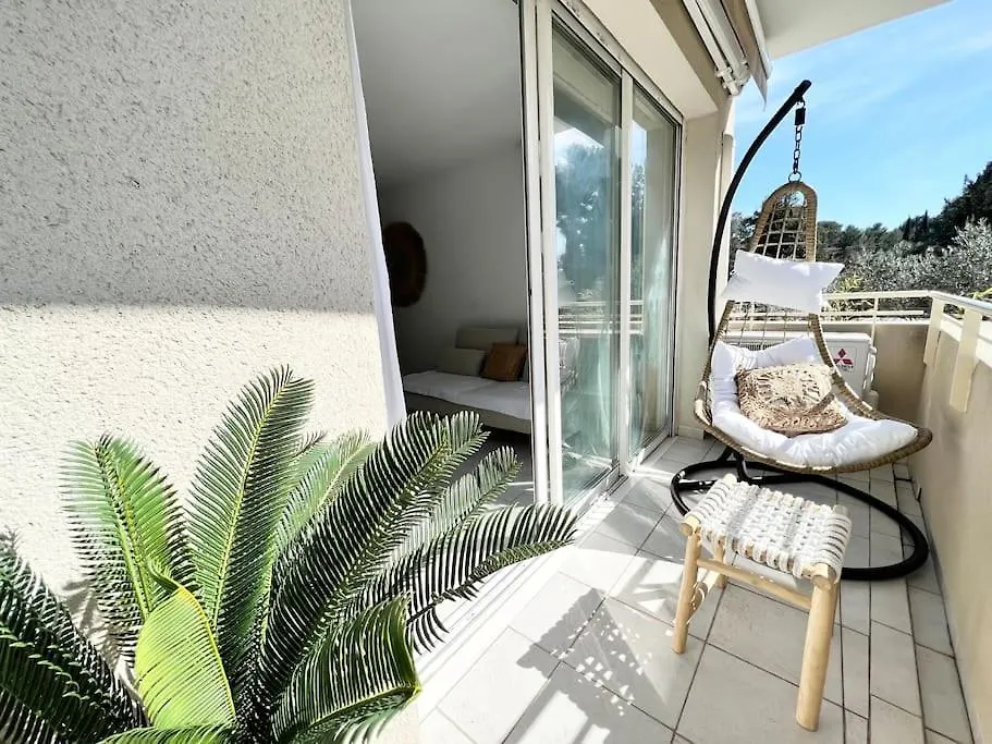 Paisible Appartement Avec Piscine 拉西约塔